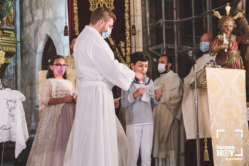 GALERÍA: Lucena celebra por segundo año un Corpus diferente, sin procesión en las calles, pero con niños de Primera Comunión en el templo de San Mateo