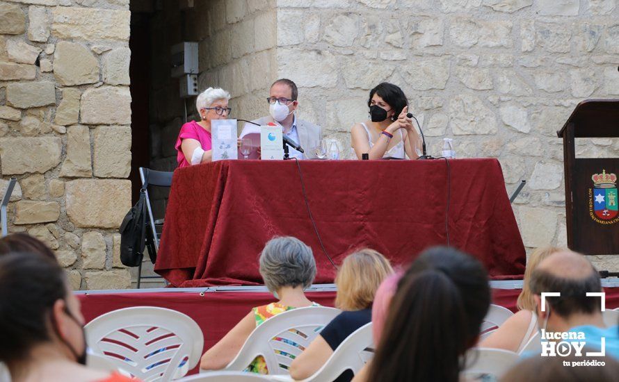 GALERÍA: De amor, mitología clásica y Gardel: El escritor lucentino Manuel Guerrero presentó ayer en el Castillo de Lucena sus tres últimos libros