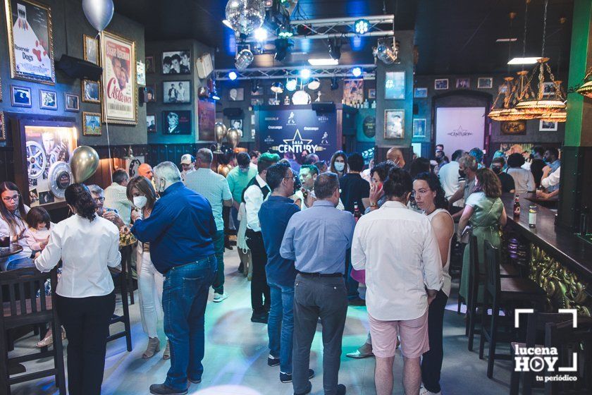 GALERÍA: Abre sus puertas Sala Century: Copas y cultura en un ambiente de cine y en pleno centro de Lucena GALERÍA: Abre sus puertas Sala Century: Copas y cultura en un ambiente de cine y en pleno centro de Lucena