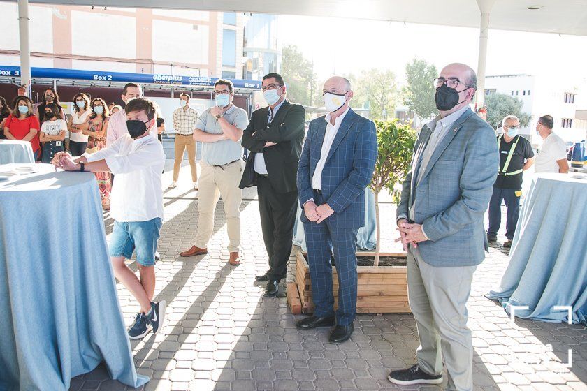 VÍDEO Y GALERÍA: Enerplus y Grupo Piedra abren un nuevo supermercado "Prossima Market" en la estación de servicio Los Olivares VÍDEO Y GALERÍA: Enerplus y Grupo Piedra abren un nuevo supermercado "Prossima Market" en la estación de servicio Los Olivares
