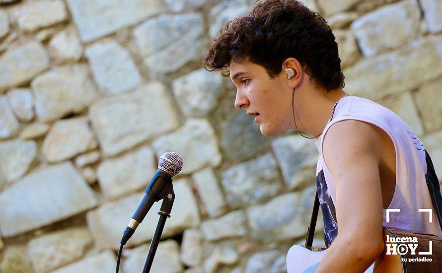 GALERÍA: Crespo debuta con lleno en su concierto en el patio del Castillo del Moral de Lucena GALERÍA: Crespo debuta con lleno en su concierto en el patio del Castillo del Moral de Lucena