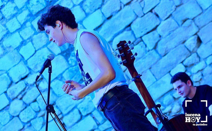 GALERÍA: Crespo debuta con lleno en su concierto en el patio del Castillo del Moral de Lucena GALERÍA: Crespo debuta con lleno en su concierto en el patio del Castillo del Moral de Lucena