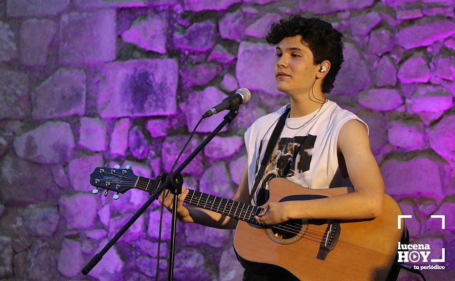 GALERÍA: Crespo debuta con lleno en su concierto en el patio del Castillo del Moral de Lucena GALERÍA: Crespo debuta con lleno en su concierto en el patio del Castillo del Moral de Lucena