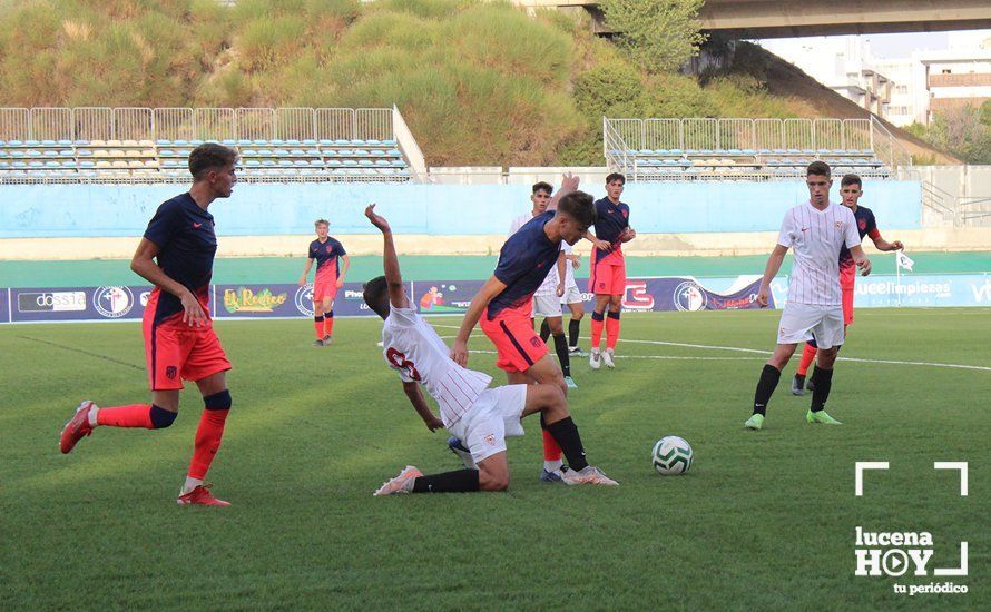 GALERÍA: Las fotos del Trofeo de Fútbol Juvenil "Torre del Moral" que se llevó el Cadiz frente al Sevilla y Atlético de Madrid y la presentación de los diferentes equipos del Lucecor