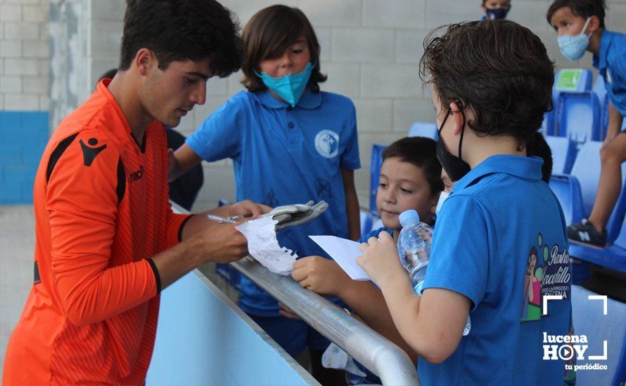 GALERÍA: Las fotos del Trofeo de Fútbol Juvenil "Torre del Moral" que se llevó el Cadiz frente al Sevilla y Atlético de Madrid y la presentación de los diferentes equipos del Lucecor