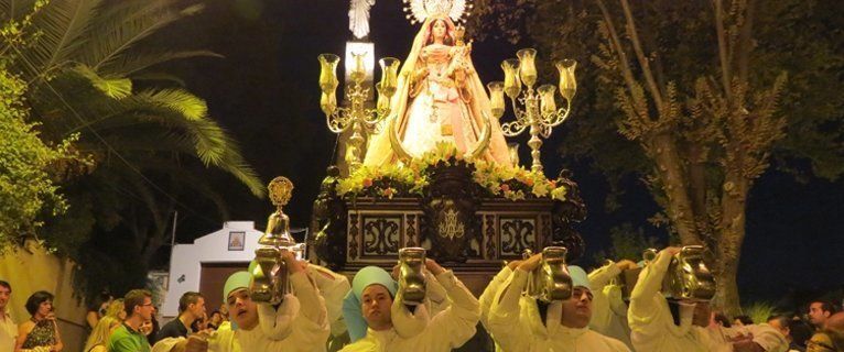  De la alegría en el ferial a la procesión de la Virgen del Valle (fotos) 