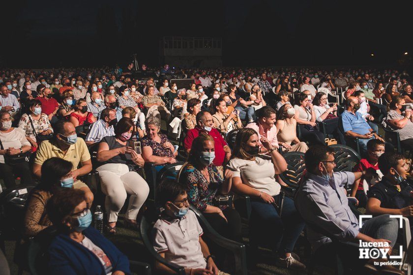 GALERÍA: FERIA DEL VALLE 2021: Las fotos de la aplaudida actuación de Paco Candela en Lucena