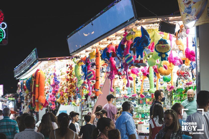 GALERÍA: FERIA DEL VALLE 2021: Las mejores imágenes de una feria de noche de contrastes en Lucena