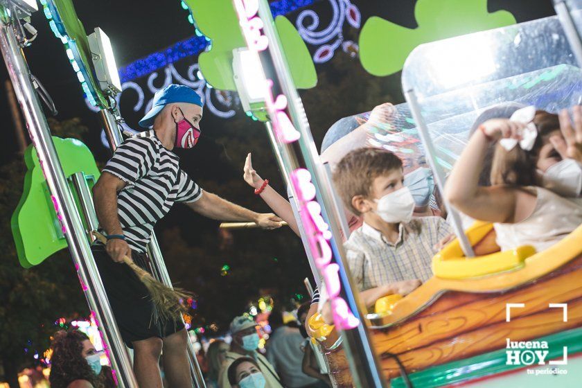 GALERÍA: FERIA DEL VALLE 2021: Las mejores imágenes de una feria de noche de contrastes en Lucena GALERÍA: FERIA DEL VALLE 2021: Las mejores imágenes de una feria de noche de contrastes en Lucena
