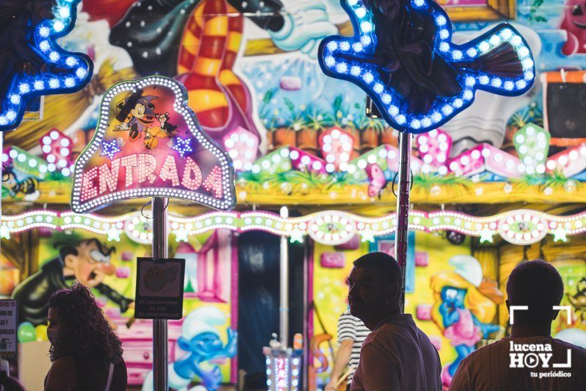 GALERÍA: FERIA DEL VALLE 2021: Las mejores imágenes de una feria de noche de contrastes en Lucena