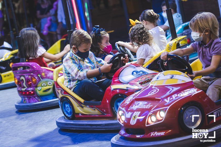 GALERÍA: FERIA DEL VALLE 2021: Las mejores imágenes de una feria de noche de contrastes en Lucena