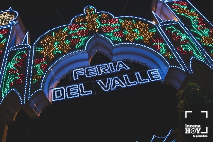 GALERÍA: FERIA DEL VALLE 2021: Las mejores imágenes de una feria de noche de contrastes en Lucena