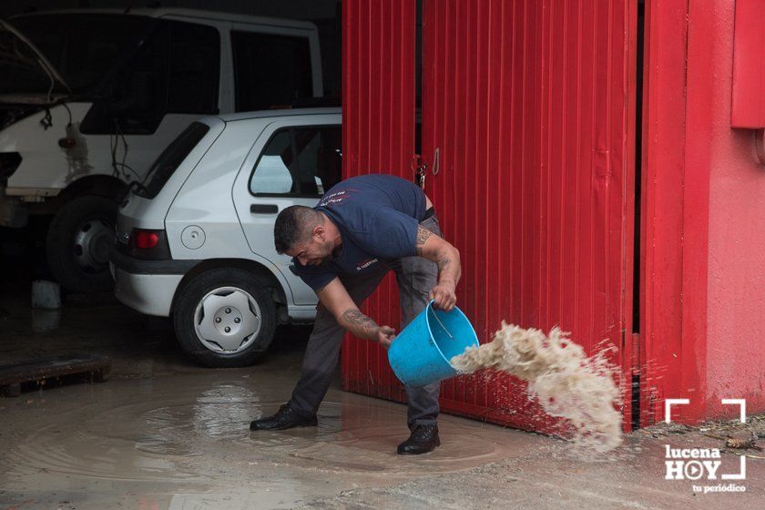 GALERÍA: Lucena intenta recuperar la normalidad tras el desastre que deja la tormenta. Las fotos de otra tromba de agua histórica y sus efectos