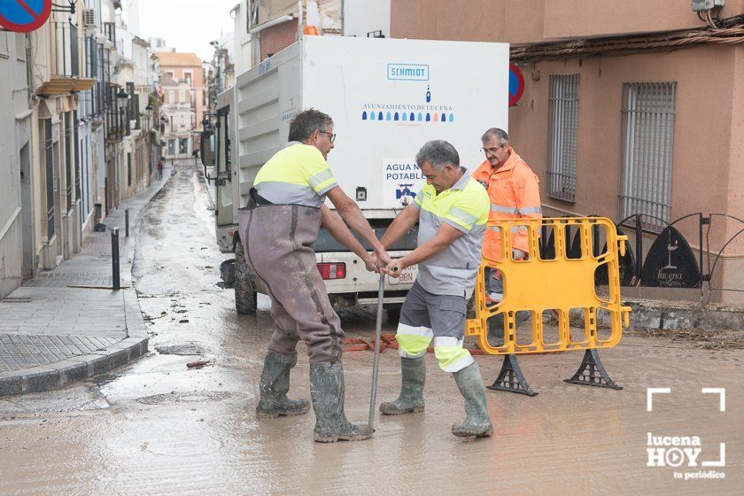 GALERÍA: Lucena intenta recuperar la normalidad tras el desastre que deja la tormenta. Las fotos de otra tromba de agua histórica y sus efectos