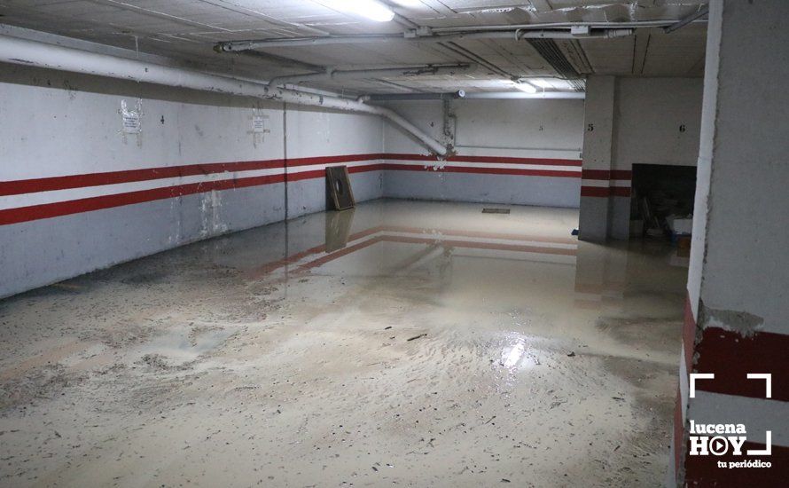 GALERÍA: El Ayuntamiento de Lucena valora en unos 500.000 euros los daños solo en infraestructuras municipales y estudia la petición de ayudas por inundaciones mientras siguen los trabajos de limpieza