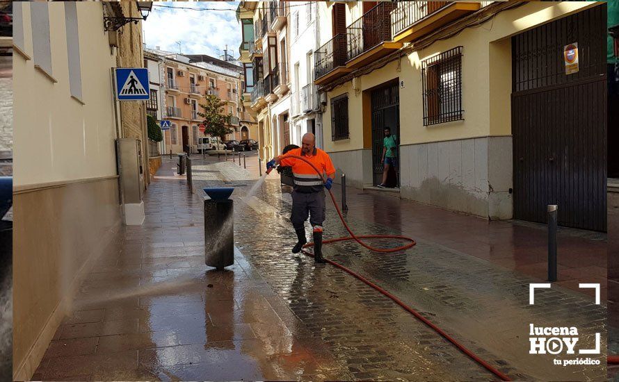 GALERÍA: El Ayuntamiento de Lucena valora en unos 500.000 euros los daños solo en infraestructuras municipales y estudia la petición de ayudas por inundaciones mientras siguen los trabajos de limpieza