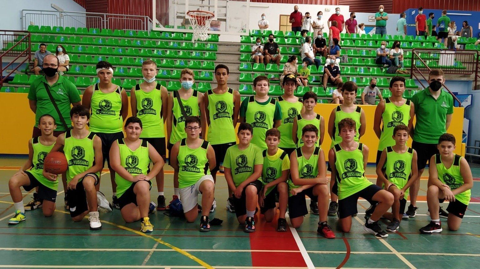  Equipo infantil tras su debut en casa del CB Montilla 