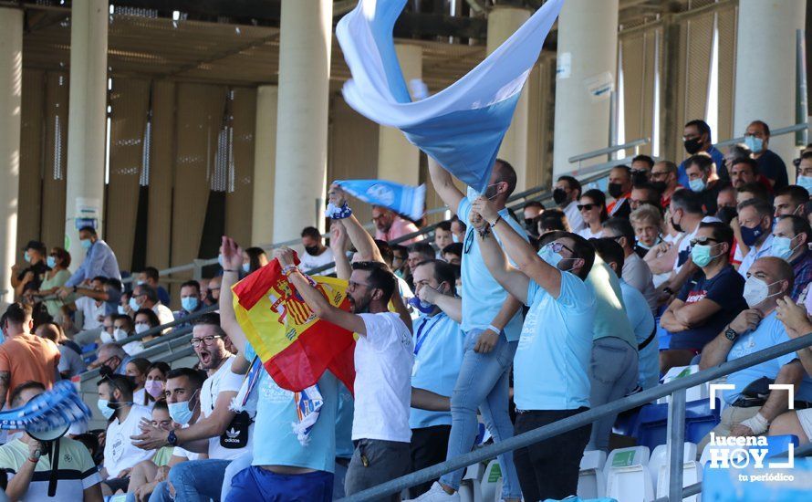 GALERÍA: Empate entre Ciudad de Lucena y Recreativo de Huelva y primer punto para los celestes en un gran partido (1-1). Las fotos del choque