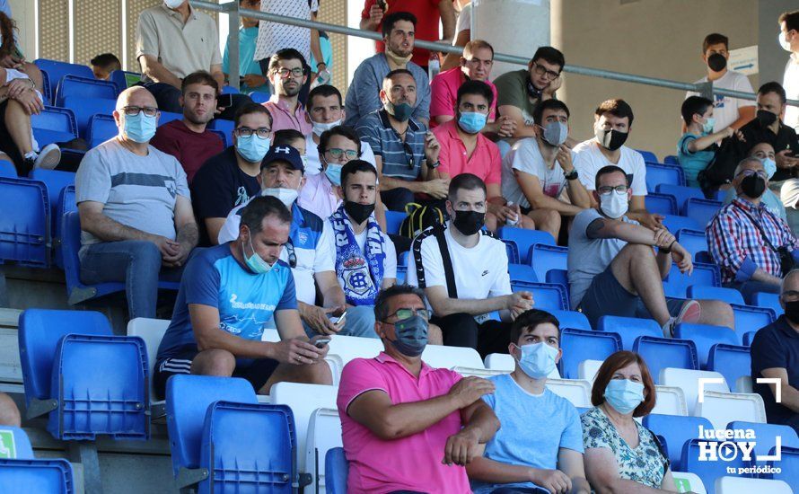 GALERÍA: Empate entre Ciudad de Lucena y Recreativo de Huelva y primer punto para los celestes en un gran partido (1-1). Las fotos del choque