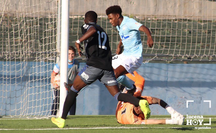 GALERÍA: Empate entre Ciudad de Lucena y Recreativo de Huelva y primer punto para los celestes en un gran partido (1-1). Las fotos del choque