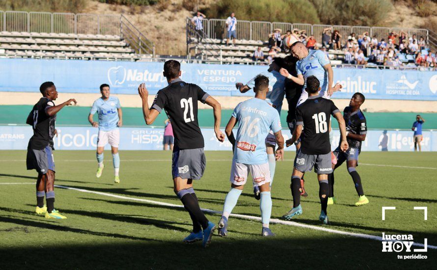 GALERÍA: Empate entre Ciudad de Lucena y Recreativo de Huelva y primer punto para los celestes en un gran partido (1-1). Las fotos del choque