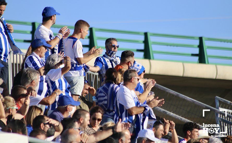 GALERÍA: Empate entre Ciudad de Lucena y Recreativo de Huelva y primer punto para los celestes en un gran partido (1-1). Las fotos del choque