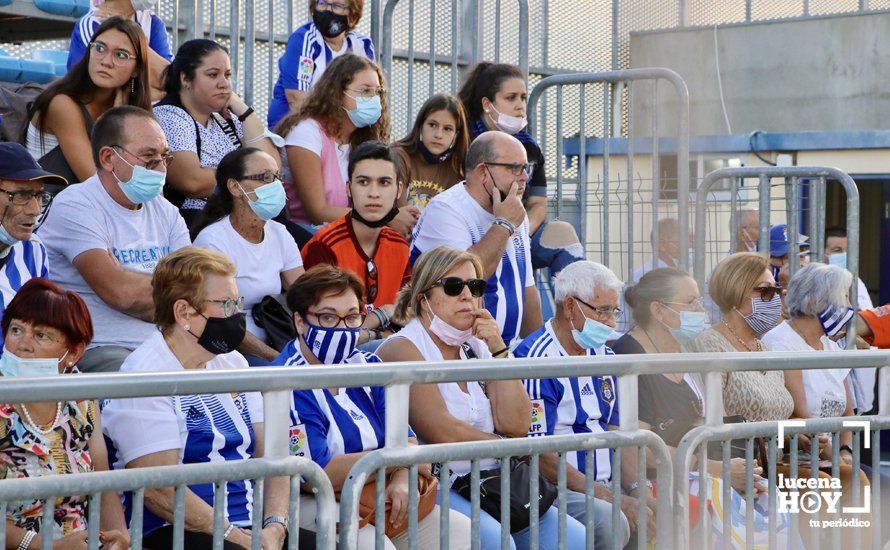 GALERÍA: Empate entre Ciudad de Lucena y Recreativo de Huelva y primer punto para los celestes en un gran partido (1-1). Las fotos del choque