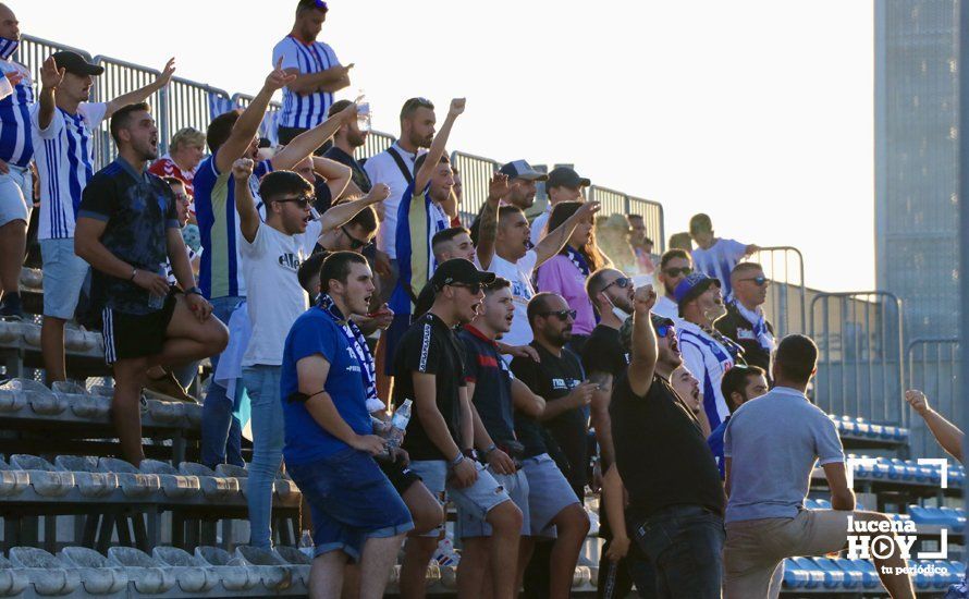 GALERÍA: Empate entre Ciudad de Lucena y Recreativo de Huelva y primer punto para los celestes en un gran partido (1-1). Las fotos del choque