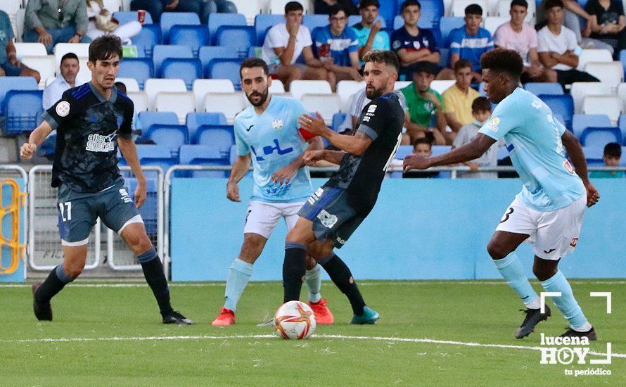 GALERÍA: Empate entre Ciudad de Lucena y Recreativo de Huelva y primer punto para los celestes en un gran partido (1-1). Las fotos del choque