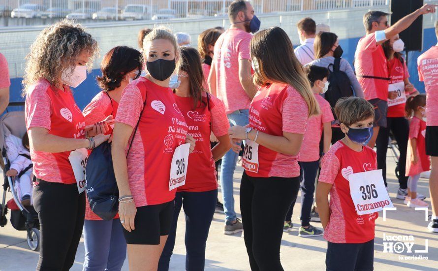 GALERÍA: Una marcha de carácter familiar y solidario ha completado la I Carrera Popular "Día del Corazón" celebrada este domingo