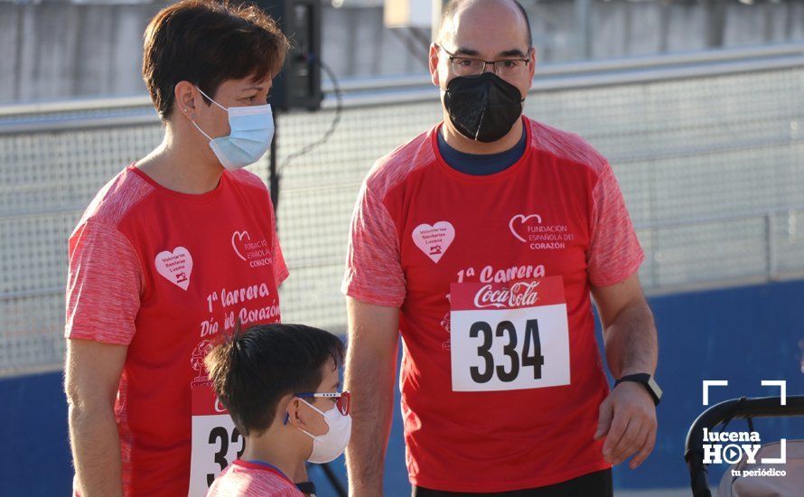 GALERÍA: Una marcha de carácter familiar y solidario ha completado la I Carrera Popular "Día del Corazón" celebrada este domingo