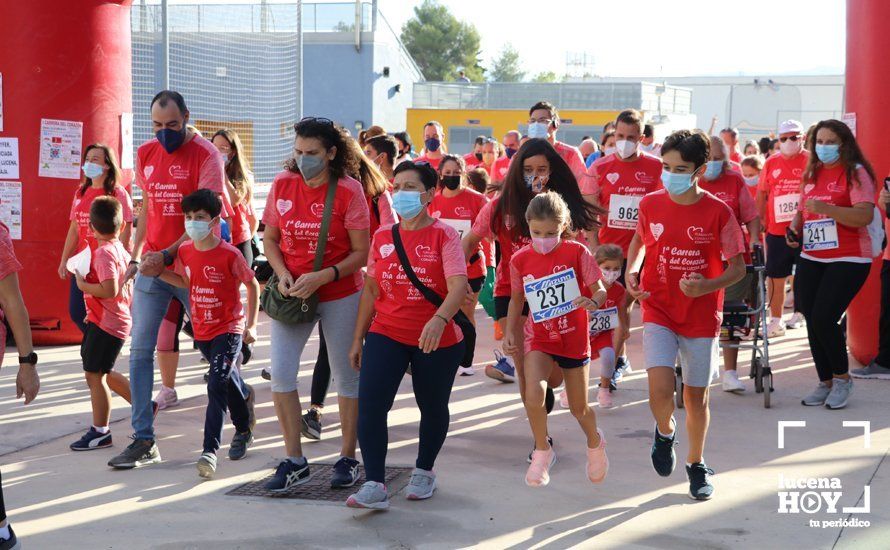 GALERÍA: Una marcha de carácter familiar y solidario ha completado la I Carrera Popular "Día del Corazón" celebrada este domingo