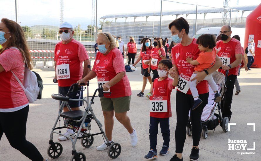 GALERÍA: Una marcha de carácter familiar y solidario ha completado la I Carrera Popular "Día del Corazón" celebrada este domingo