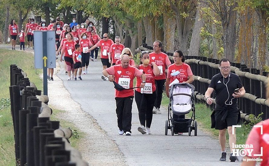 GALERÍA: Una marcha de carácter familiar y solidario ha completado la I Carrera Popular "Día del Corazón" celebrada este domingo