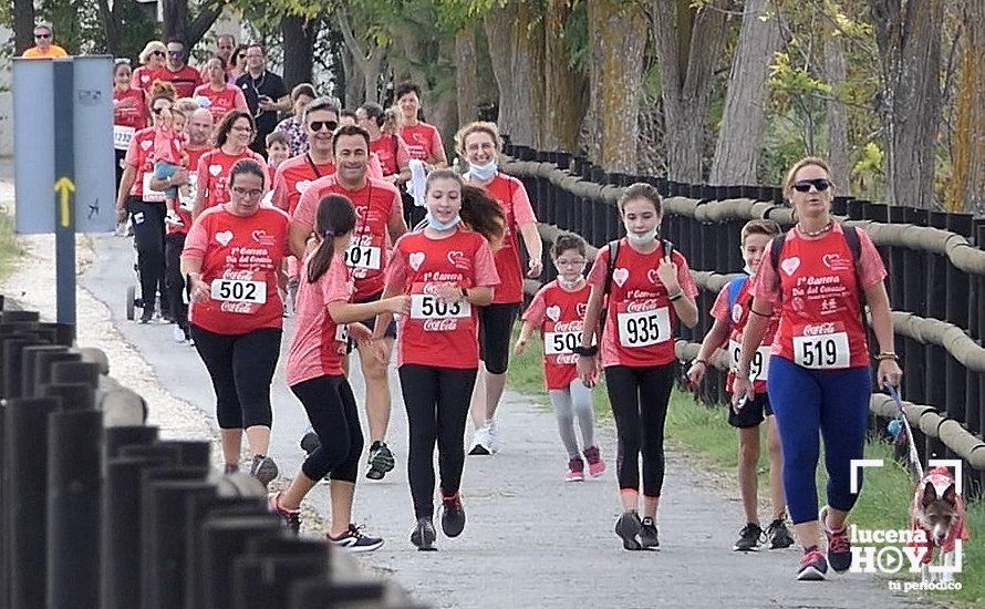 GALERÍA: Una marcha de carácter familiar y solidario ha completado la I Carrera Popular "Día del Corazón" celebrada este domingo