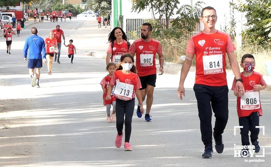 GALERÍA: Una marcha de carácter familiar y solidario ha completado la I Carrera Popular "Día del Corazón" celebrada este domingo