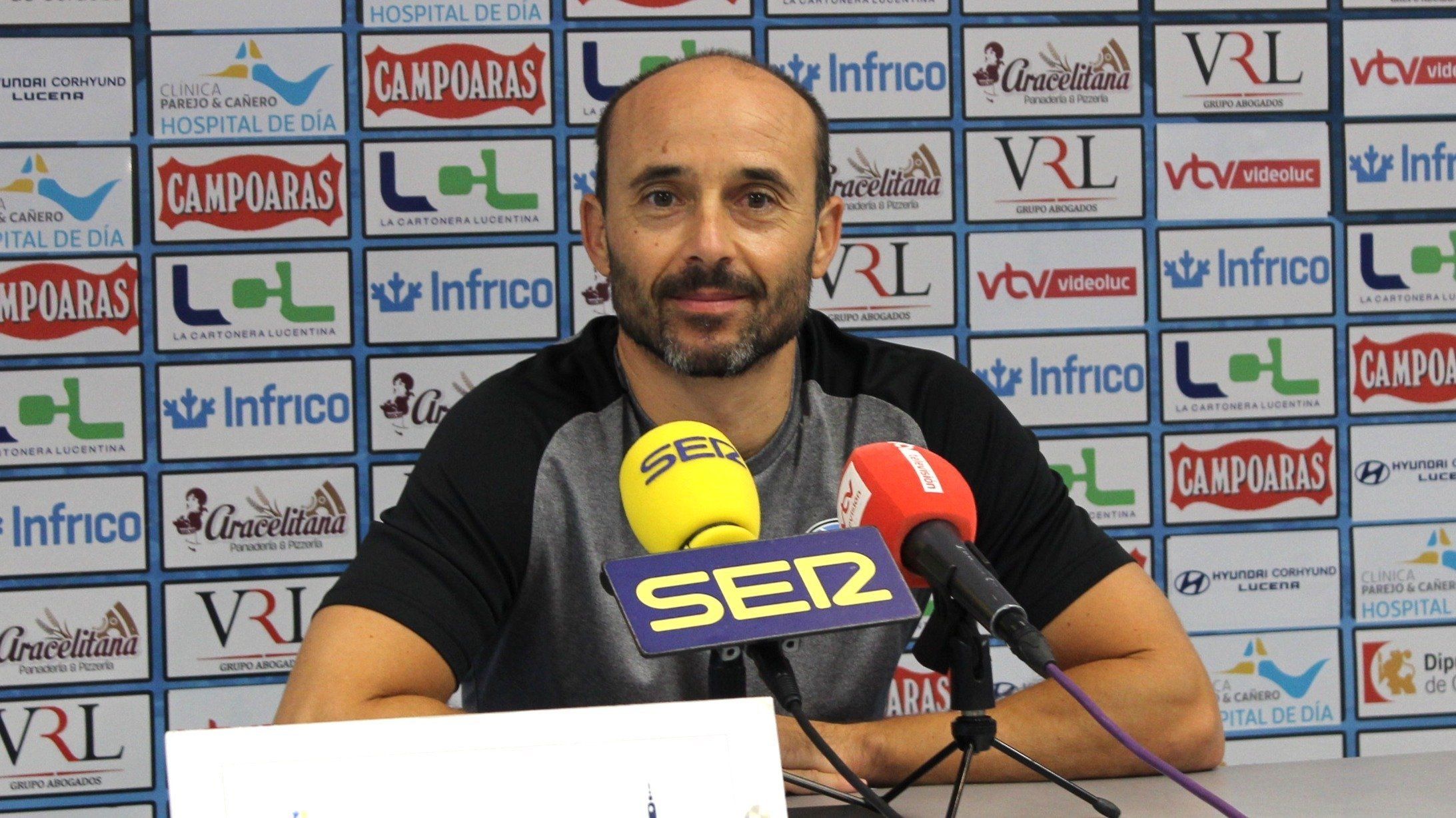  Dimas Carrasco, entrenador del Ciudad de Lucena 