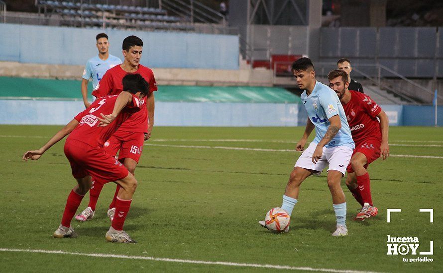 GALERÍA: El Ciudad de Lucena naufraga ante el Utrera en un partido para olvidar (0-1). Las fotos del encuentro