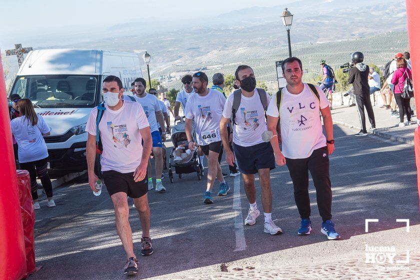 GALERÍA: Corriendo o andando: 800 personas en la IV Carrera de Subida al Real Santuario de María Stma. de Araceli que se han llevado Alberto Casas y Fátima Ouhaddou