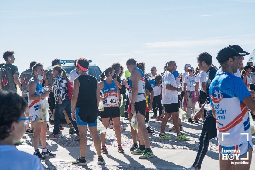 GALERÍA: Corriendo o andando: 800 personas en la IV Carrera de Subida al Real Santuario de María Stma. de Araceli que se han llevado Alberto Casas y Fátima Ouhaddou