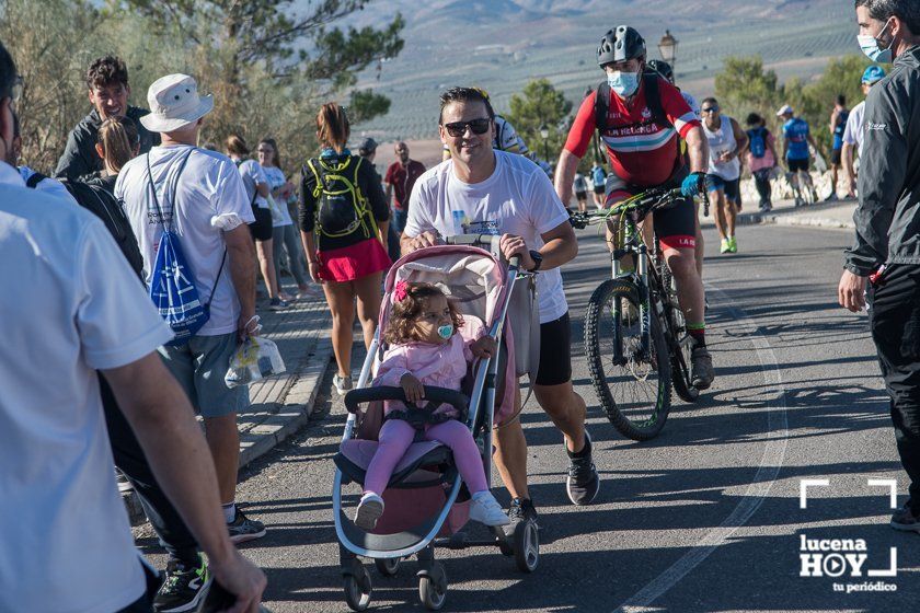 GALERÍA: Corriendo o andando: 800 personas en la IV Carrera de Subida al Real Santuario de María Stma. de Araceli que se han llevado Alberto Casas y Fátima Ouhaddou