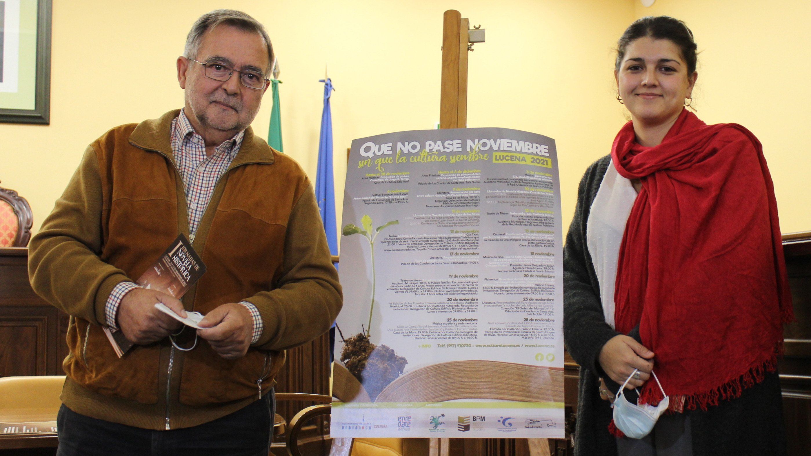  José Calvo Poyato y Mamen Beato en la presentación de las actividades para noviembre 