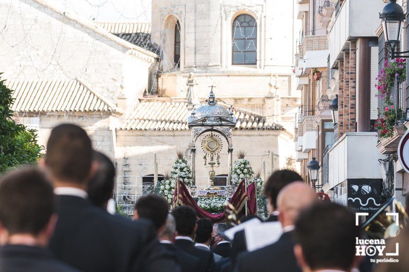 GALERÍA: Lucena celebra un Corpus adelantado. Las fotos de la procesión