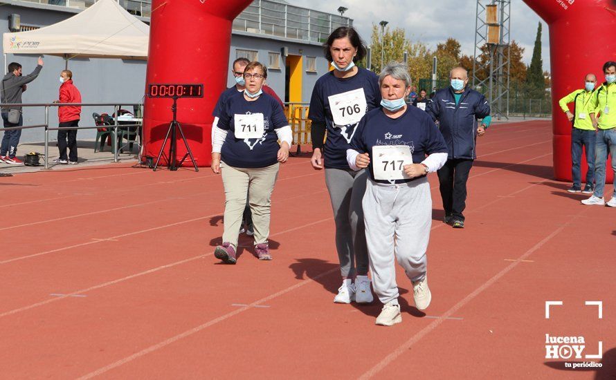 GALERÍA III: XXII Carrera Popular Ciudad de Lucena: Las fotos de la carrera cadete y juvenil y la reservada a personas con discapacidad