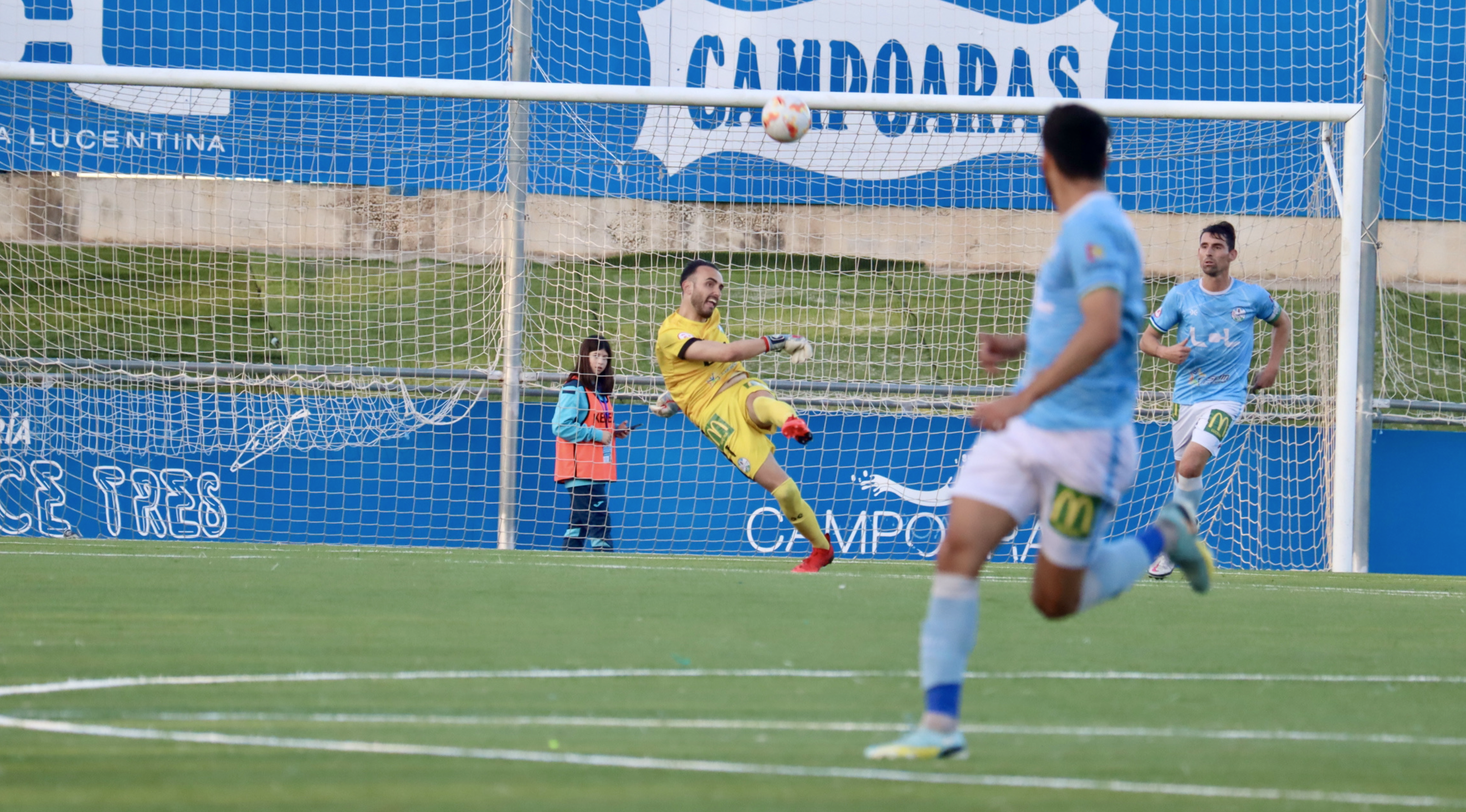 CIUDAD DE LUCENA VS ROTA (0-1) CIUDAD DE LUCENA VS ROTA (0-1)