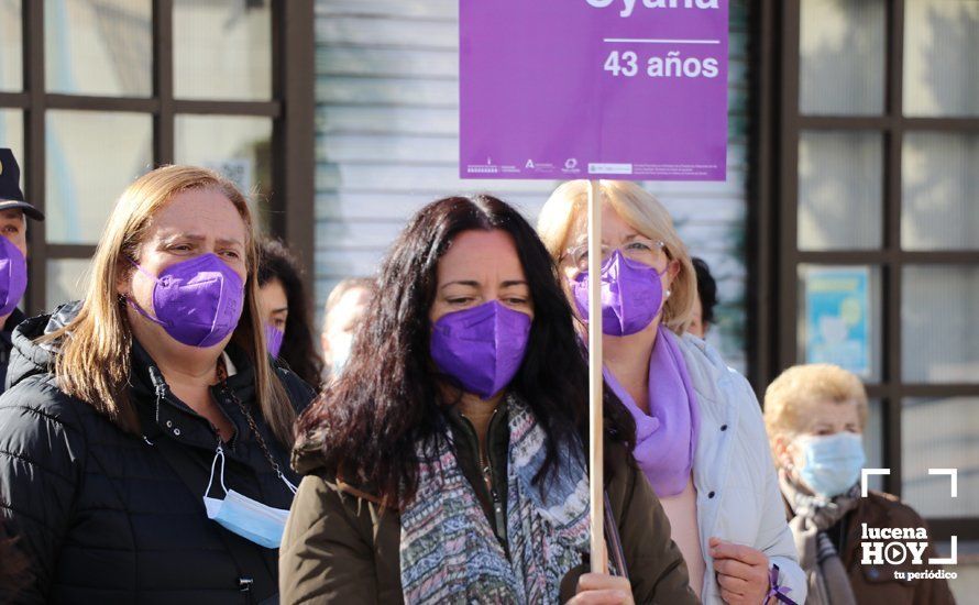 GALERÍA / 25N: Lucena recuerda a las mujeres asesinadas y los huérfanos que deja la violencia de género