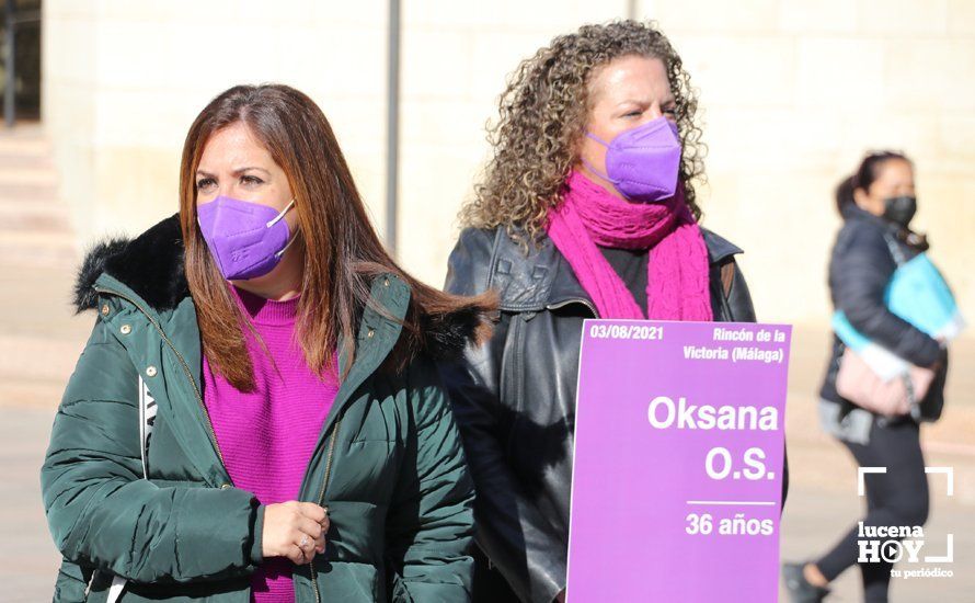 GALERÍA / 25N: Lucena recuerda a las mujeres asesinadas y los huérfanos que deja la violencia de género