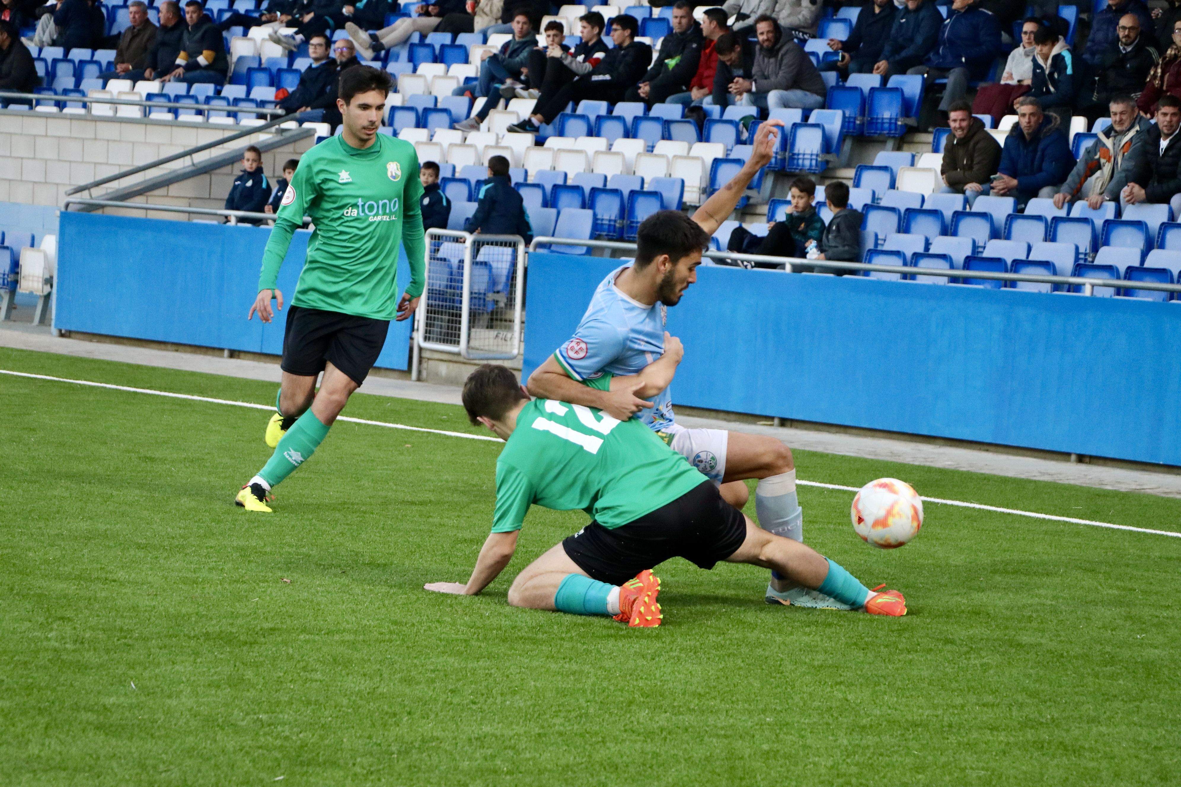 CIUDAD DE LUCENA VS ROTA (0-1)