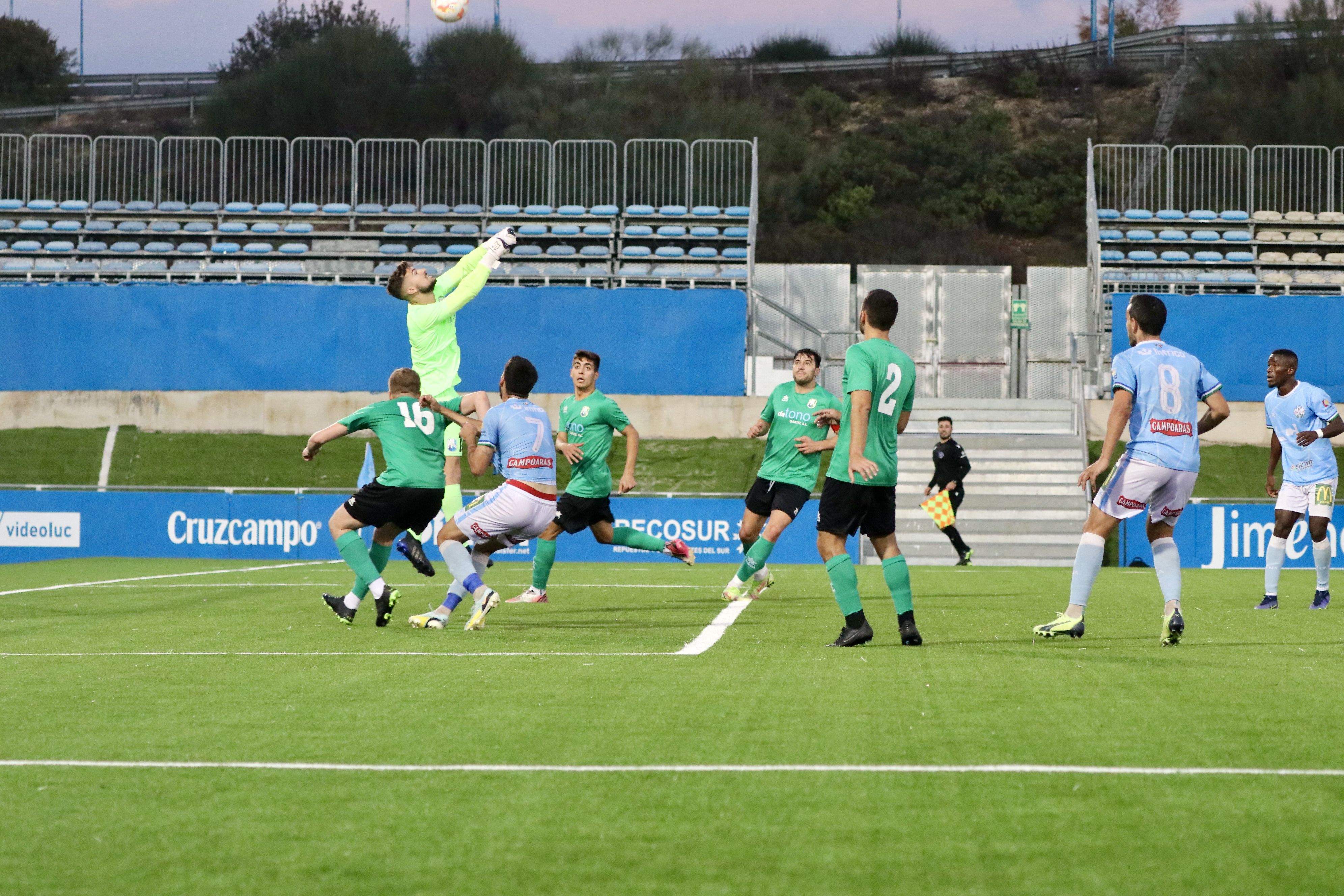 CIUDAD DE LUCENA VS ROTA (0-1)