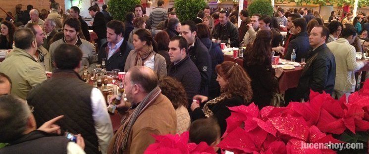  Casi 40 platos y cientos de personas en la Perolada de 'La Soledad' 